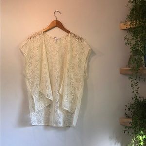 BCBGENERATION Ivory Layer